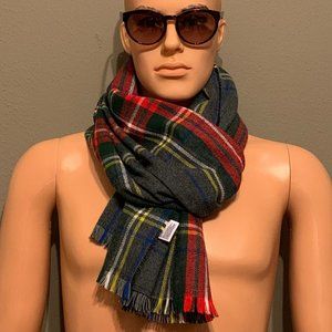 Gap Men's Green Pine Winter Cozy Winter Scar